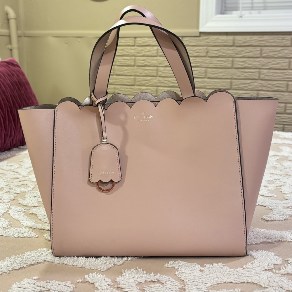 Kate Spade-medium Tote purse